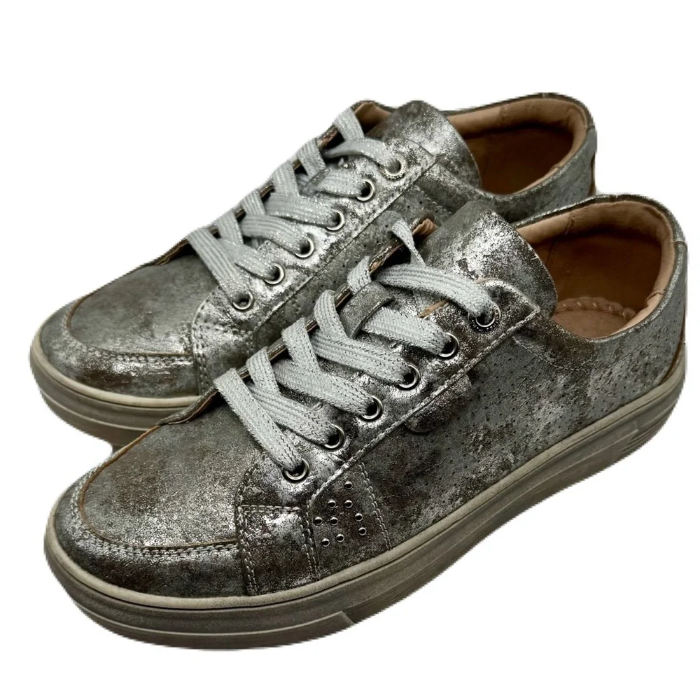 Hey Girl by Corky's Down Time Silver Distressed Metallic Sneakers w Studs Size 7